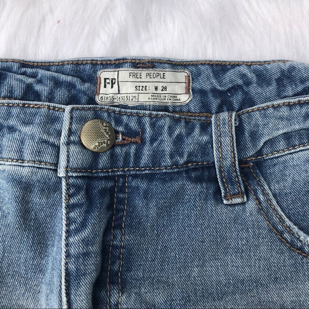 Free People Irreplaceable Distressed Cutoff Shorts - Picture 4 of 7